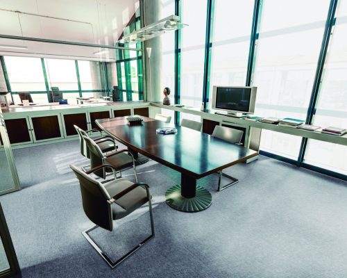 ambientada_corporativo_espaços-abertos_lvt_colecao-textile_0_aluminium_24043011_1585075055_3000x2000